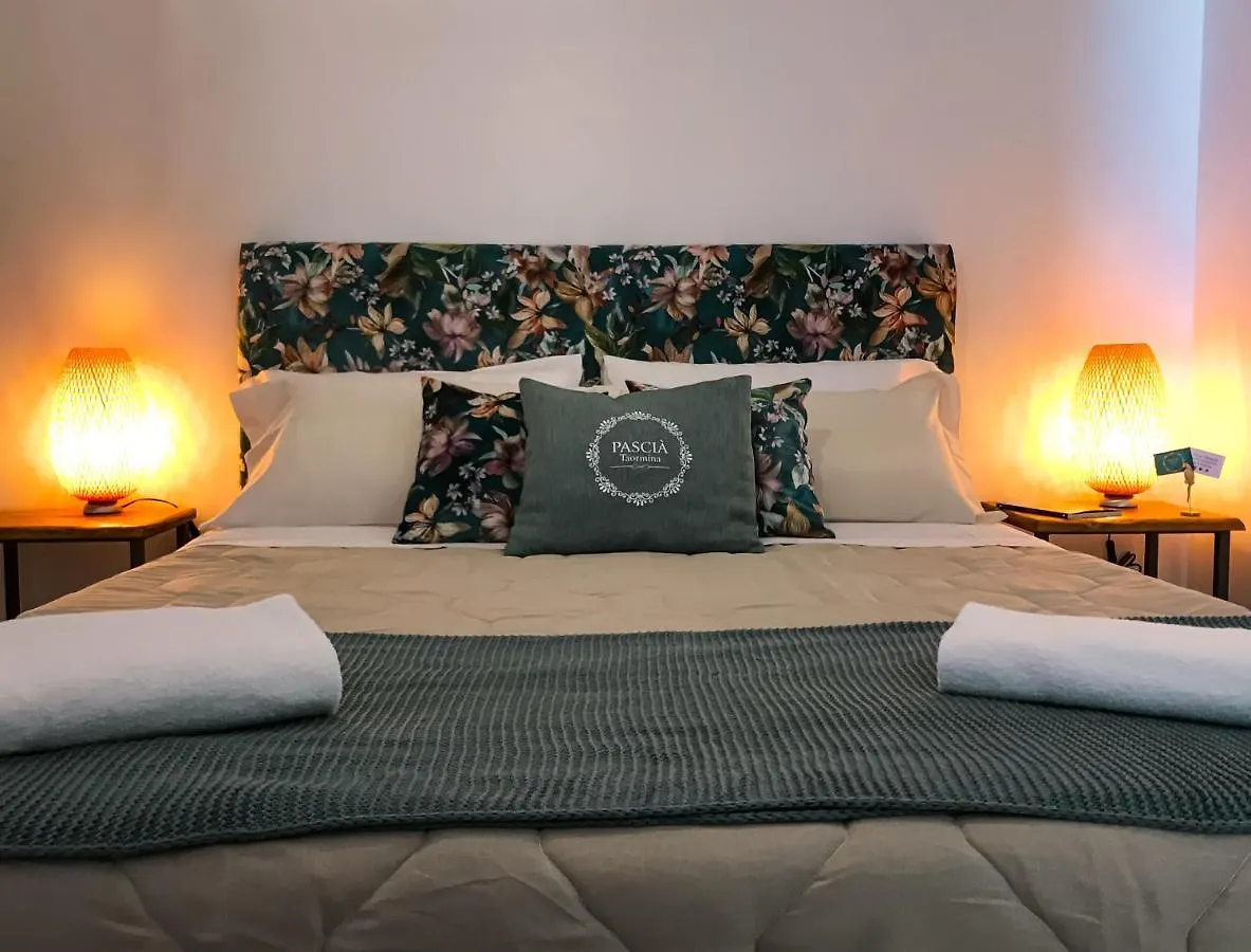 Pascia Madonna Rocca Bed & Breakfast Taormina 0*,  Italy