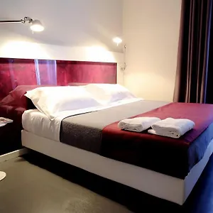 https://inn-urbe-guest-house.it-romehotels.com